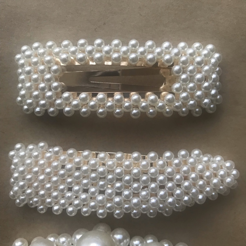 4 Faux Pearl Oversized Embellished Hair Pins Clips - Picture 3 of 4